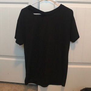 Black tee